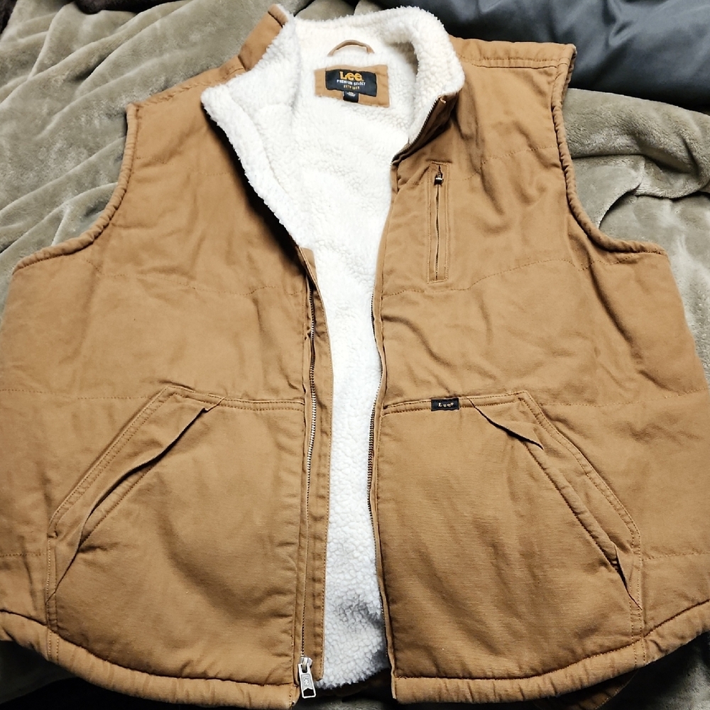 Lee Tan Canvas Vest with Sherpa Lining